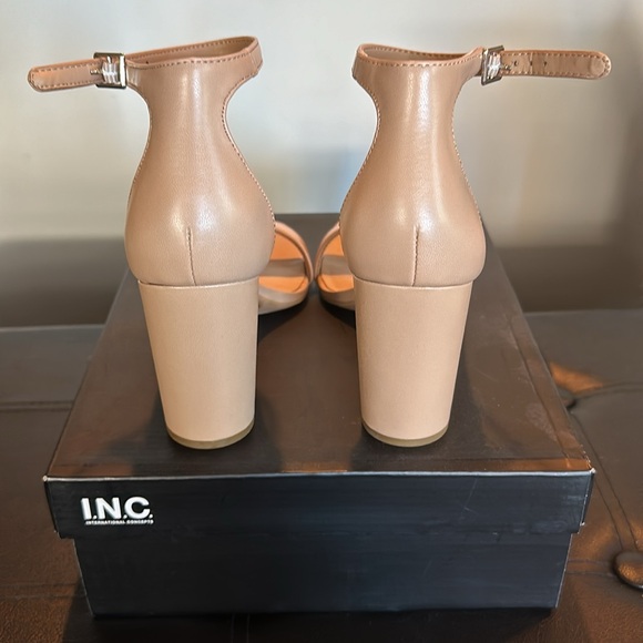 INC Lexini Dark Almond Sandals 7.5M - Picture 5 of 8